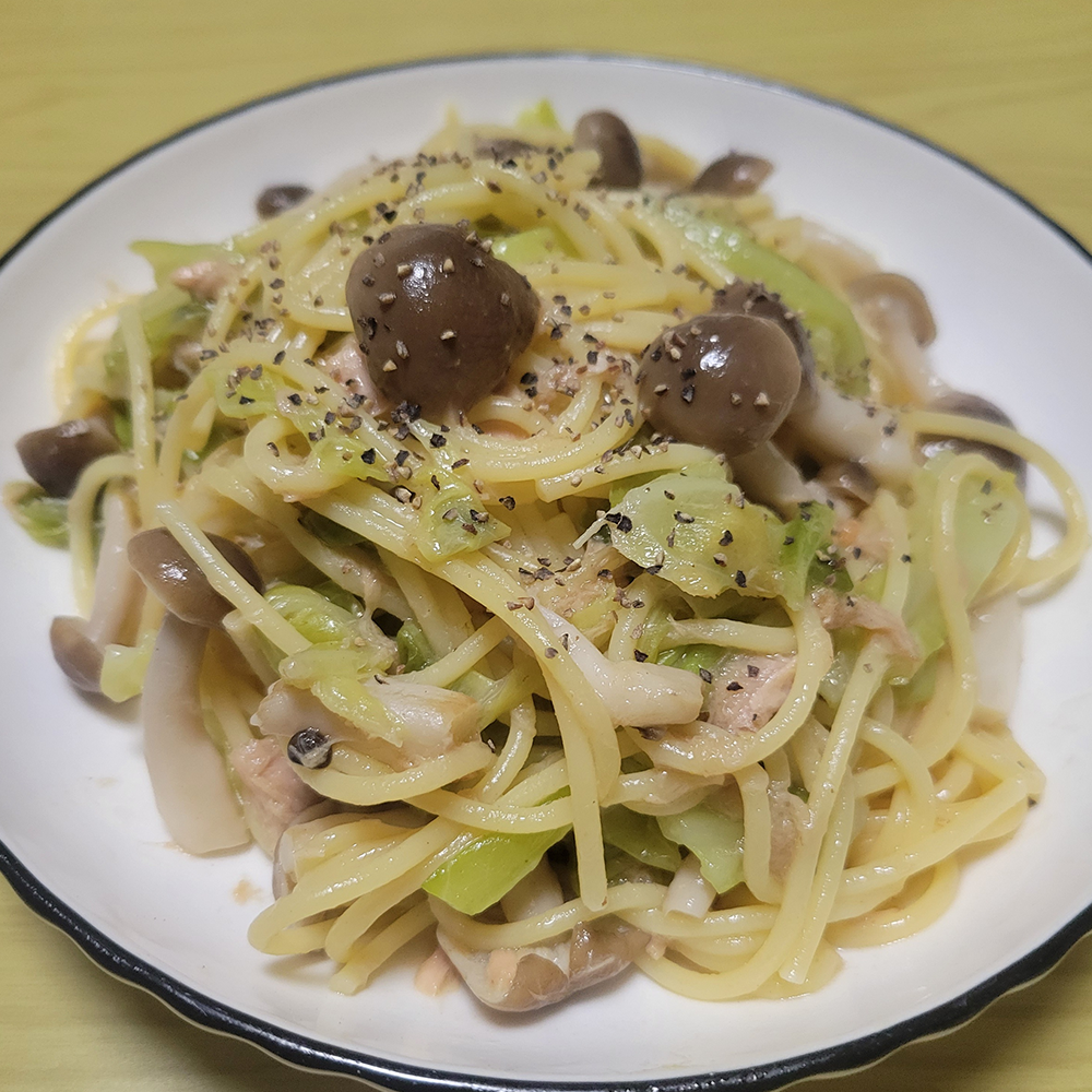 キャベツとしめじのワンパンツナパスタ